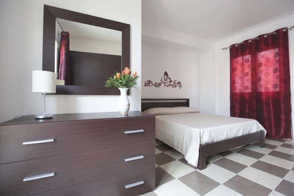 Casa Vacanza Nina Поцало Екстериор снимка